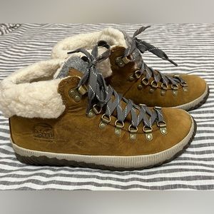 Sorel out n about booties